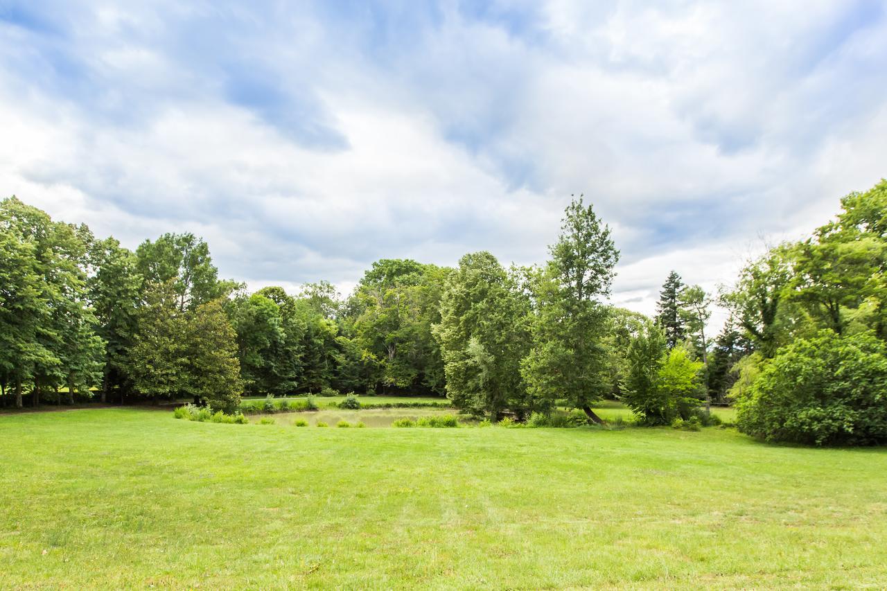 Chateau De Bournet Grospierres Bagian luar foto